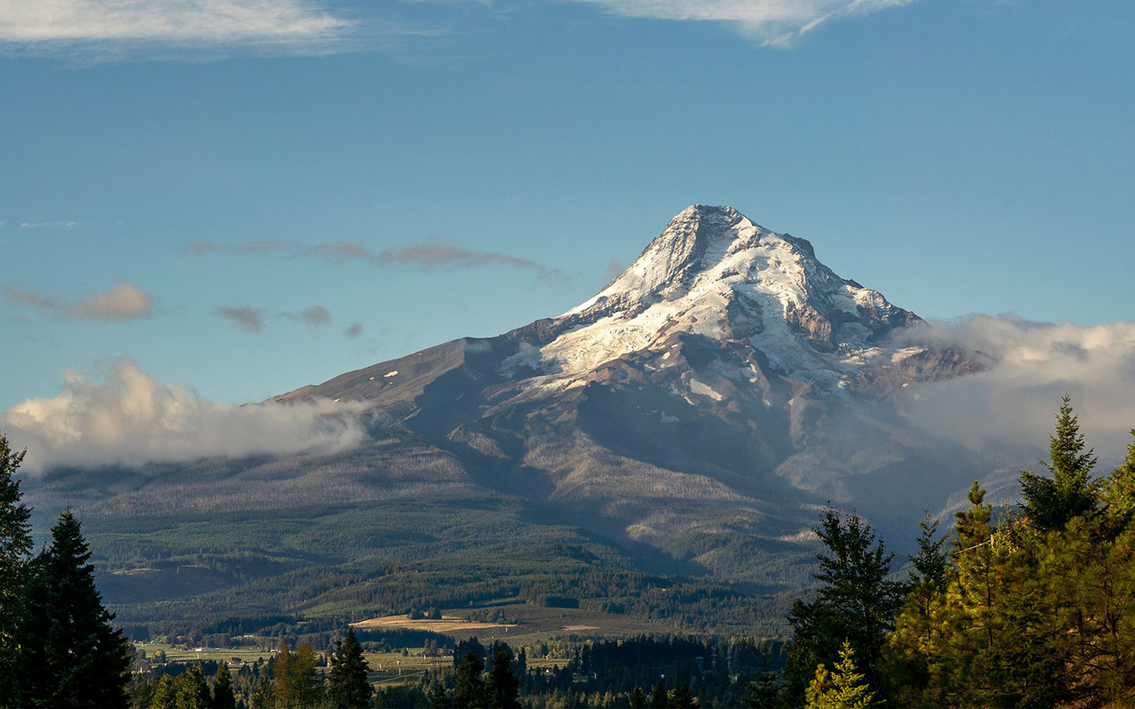 A view of Mount Hood National Forest in Oregon. USDA Forest Service photo by Cecilio Ricardo